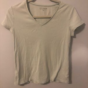 ANN TAYLOR LIGHT BLUE MEDIUM V NECK TEE